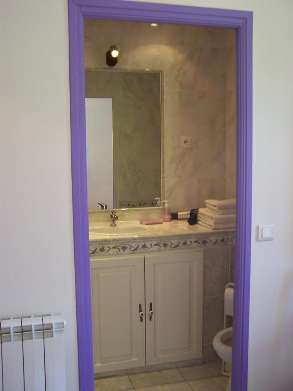 Les Cigales Bed & Breakfast Charols Cameră foto