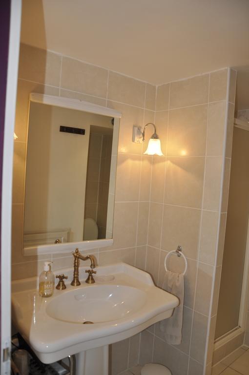 Les Cigales Bed & Breakfast Charols Exterior foto