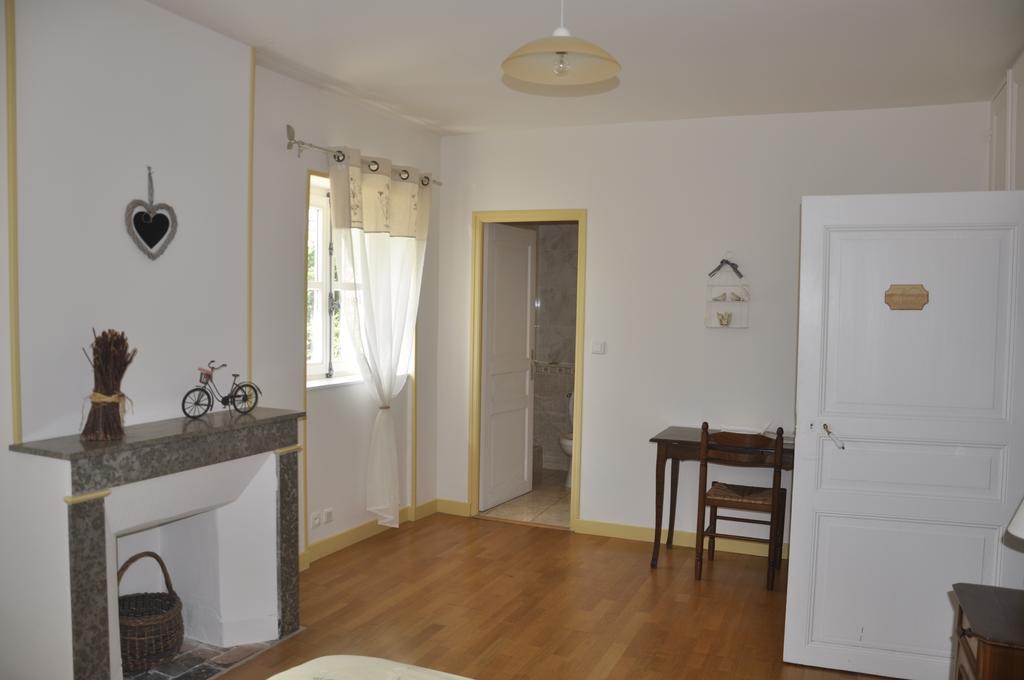 Les Cigales Bed & Breakfast Charols Exterior foto
