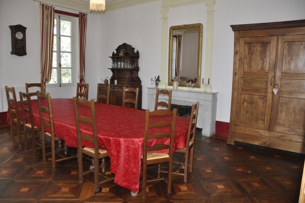 Les Cigales Bed & Breakfast Charols Exterior foto