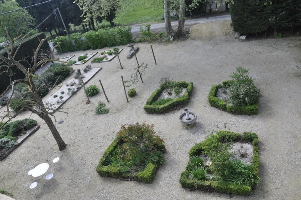 Les Cigales Bed & Breakfast Charols Exterior foto