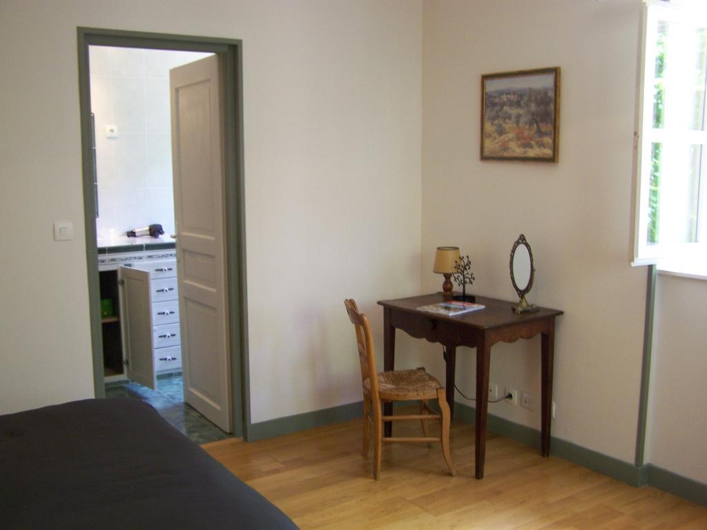 Les Cigales Bed & Breakfast Charols Exterior foto